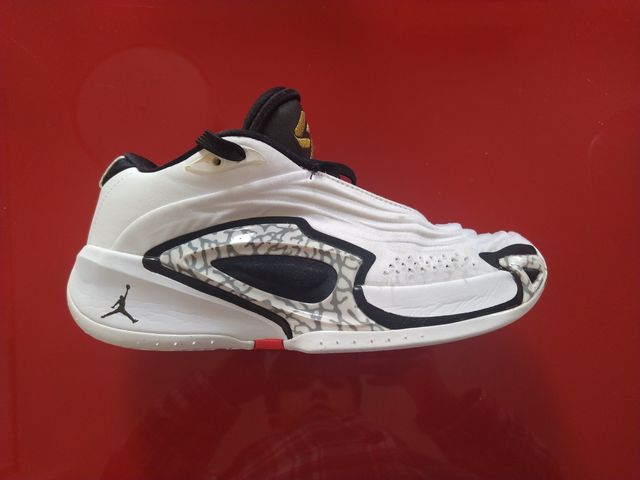 Zapatillas Baloncesto Jordan Blancas Negras