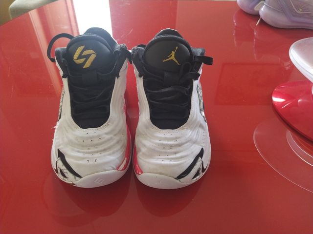 Zapatillas Baloncesto Jordan Blancas Negras