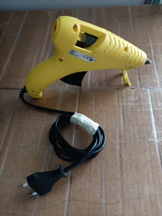 Pistola de silicona DRAKO amarilla