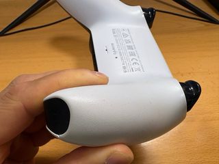 Mando PS5 MUY NUEVO con con funda