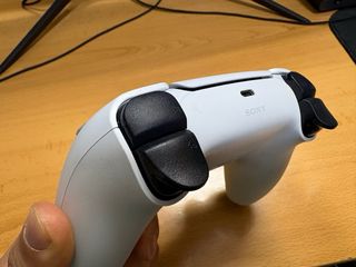 Mando PS5 MUY NUEVO con con funda