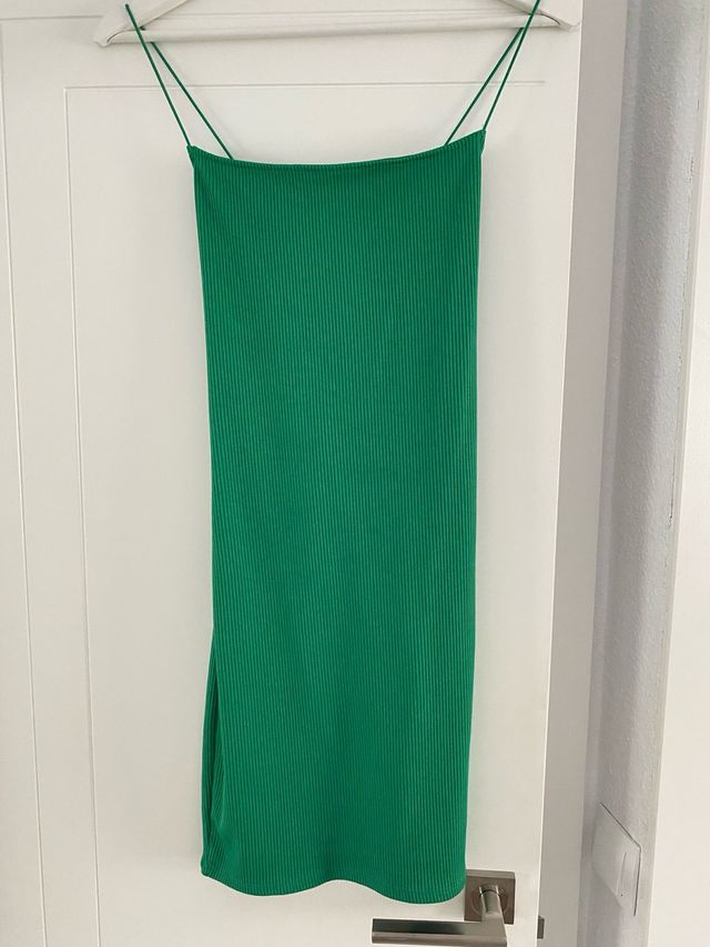 Vestido verde tirantes