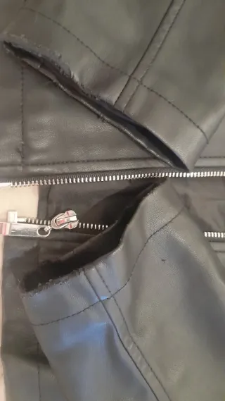 Chaqueta polipiel Zara Talla M Negra