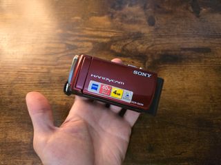 Videocámara Sony DCR-SX34 Roja