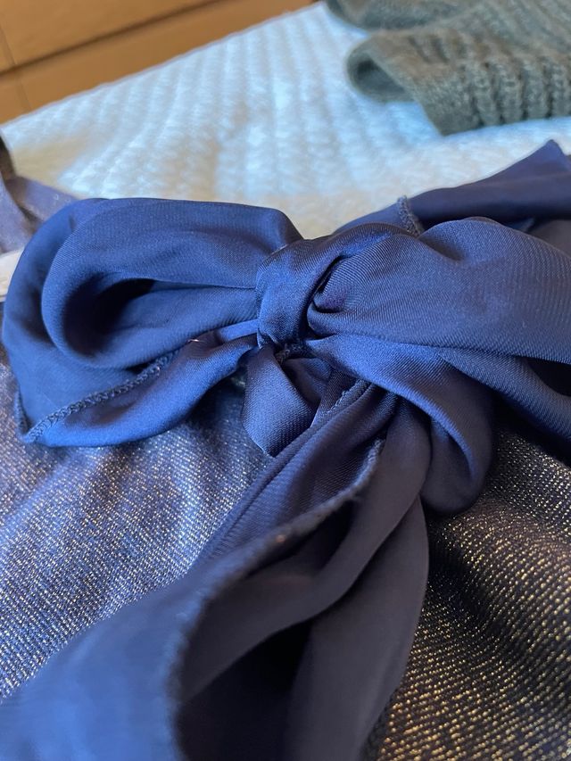 Camiseta fiesta seda azul y oro