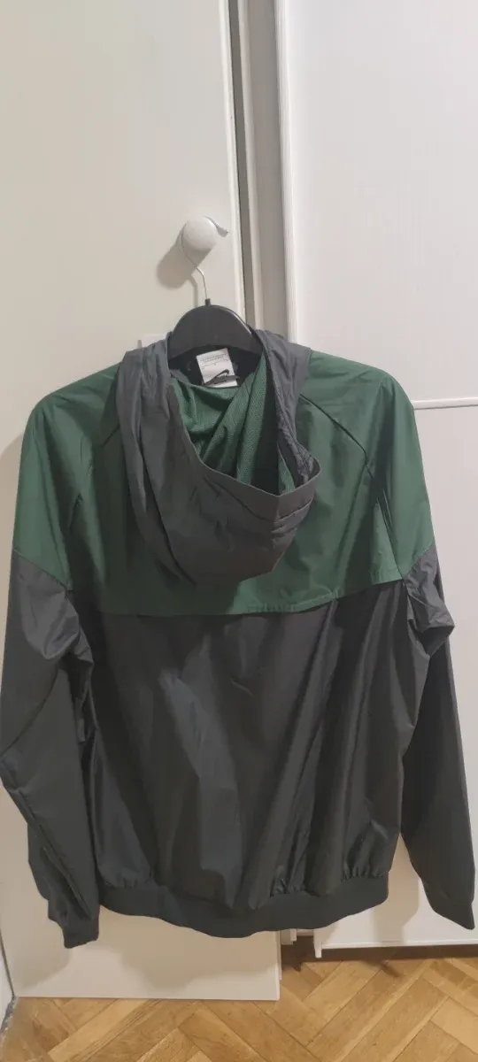 Chaqueta Nike Verde y Gris