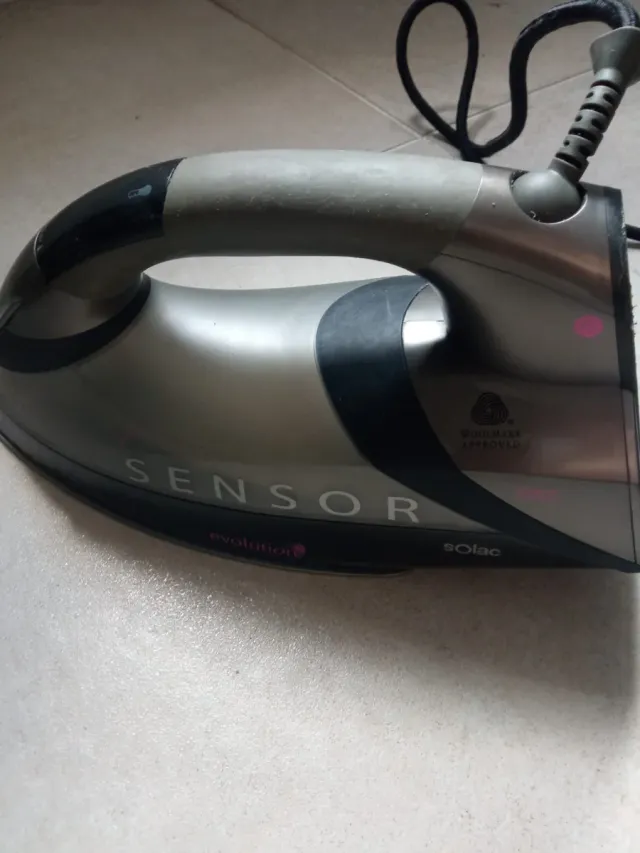 Plancha de vapor Solac SENSOR