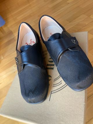 Zapatos para pies delicados.  talla 35 pero 37