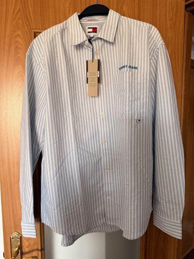 Camisa Tommy Hilfiger Rayas Azul y Blanca