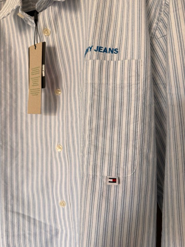 Camisa Tommy Hilfiger Rayas Azul y Blanca