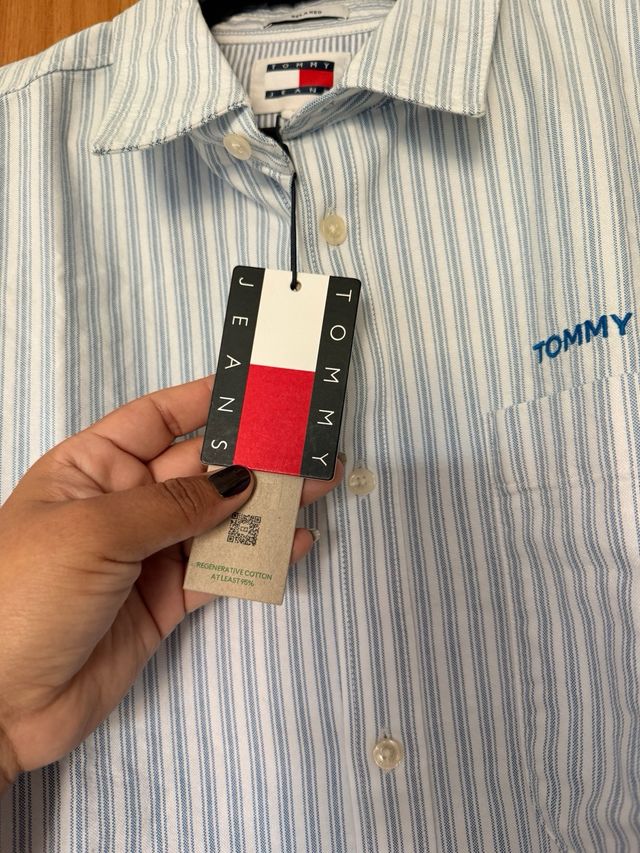 Camisa Tommy Hilfiger Rayas Azul y Blanca