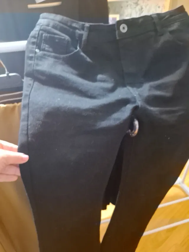 Vaqueros campana talla 44 elásticos negros