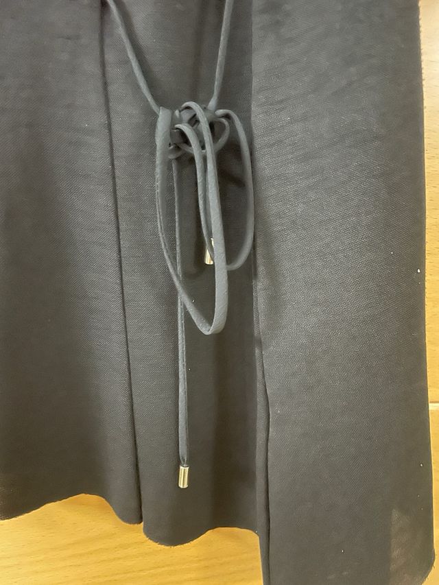 Top Negro Sin Mangas Talla L