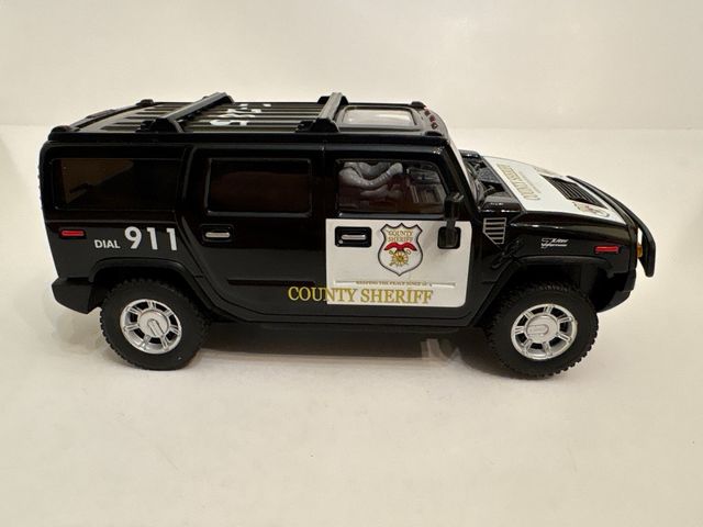 Hummer H2 Sheriff Ninco