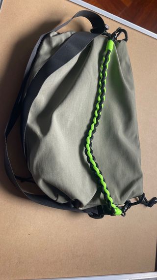 Bolso bandolera Shein verde militar