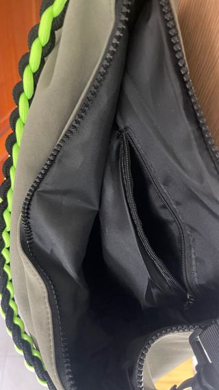 Bolso bandolera Shein verde militar