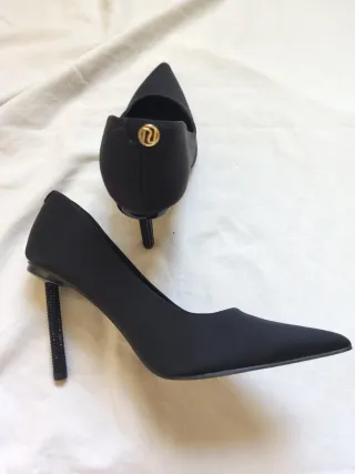 Zapatos tacón River Island negros T39