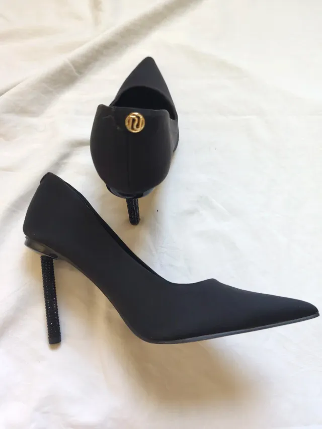 Zapatos tacón River Island negros T39