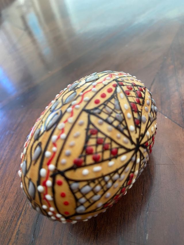 Huevos de madera decorados Rumania