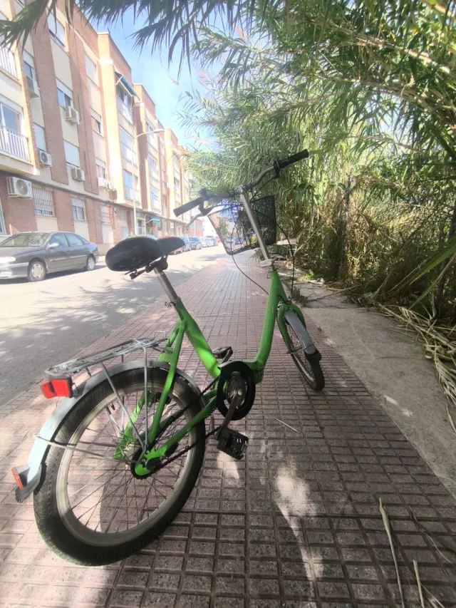 Bicicleta de Paseo con Cesta