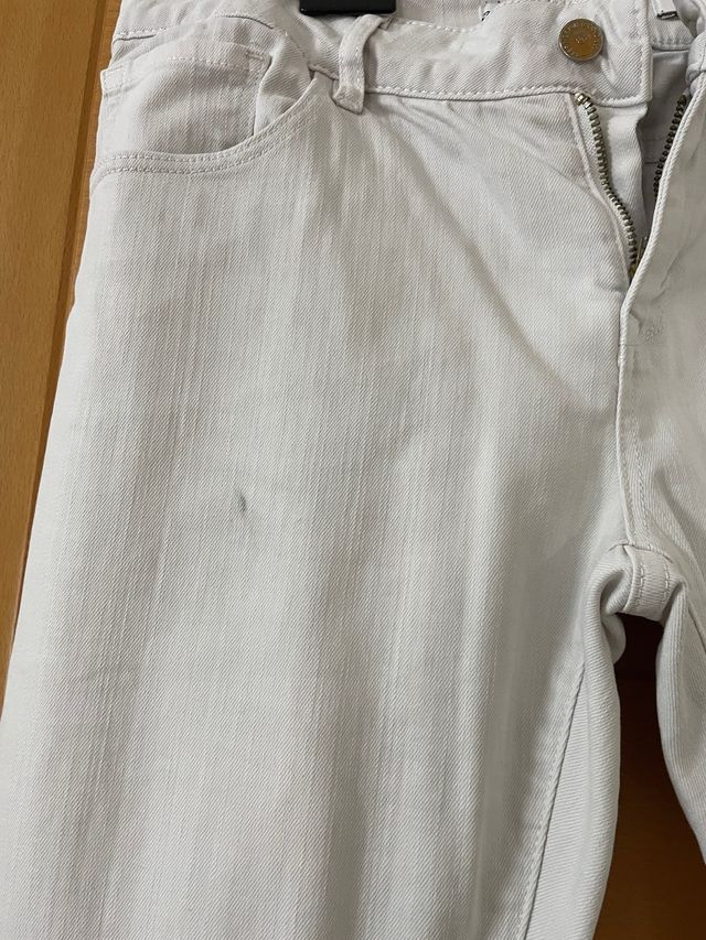 Pantalón vaquero blanco