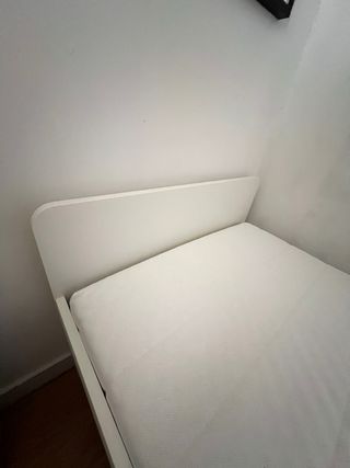 Cama Ikea blanca como nueva