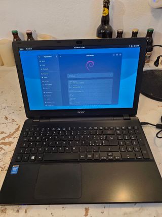 Acer Travelmate P256 Intel Core i3