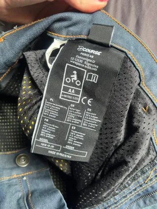 Pantalón vaquero moto