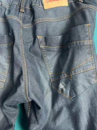 Pantalón vaquero moto