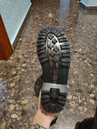 Botines negros con plataforma, casi nuevas