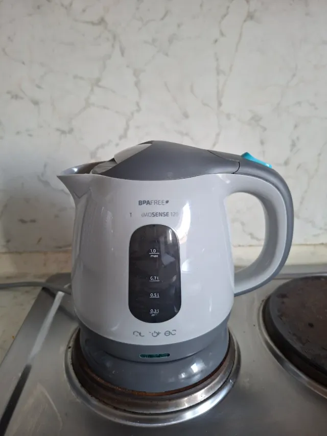 Bollitore elettrico Cecotec 1L BPA FREE