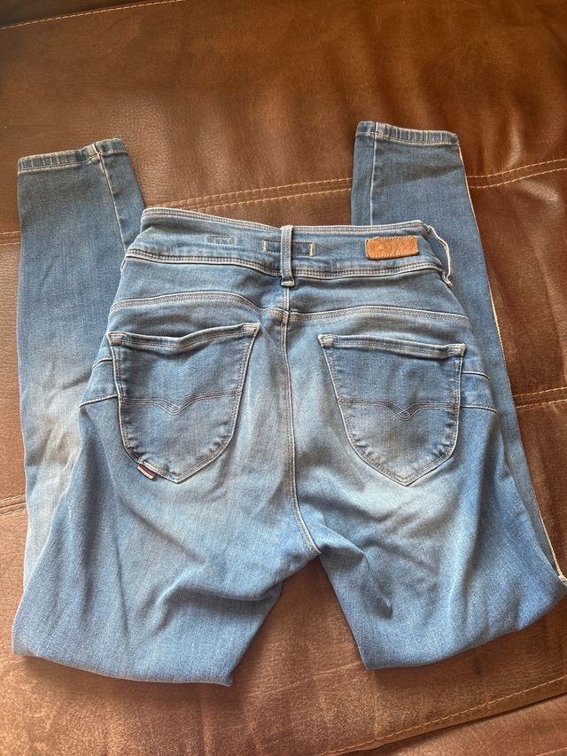 Vaqueros push in SALSA