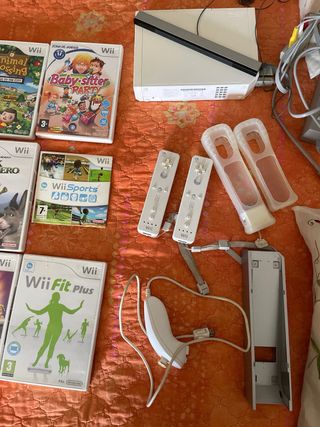Consola Wii + 10 Juegos + Mandos