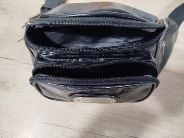 Riñonera TOD BODSON Negra Piel