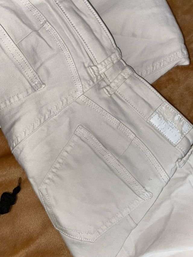 Pantalón skinny blanco