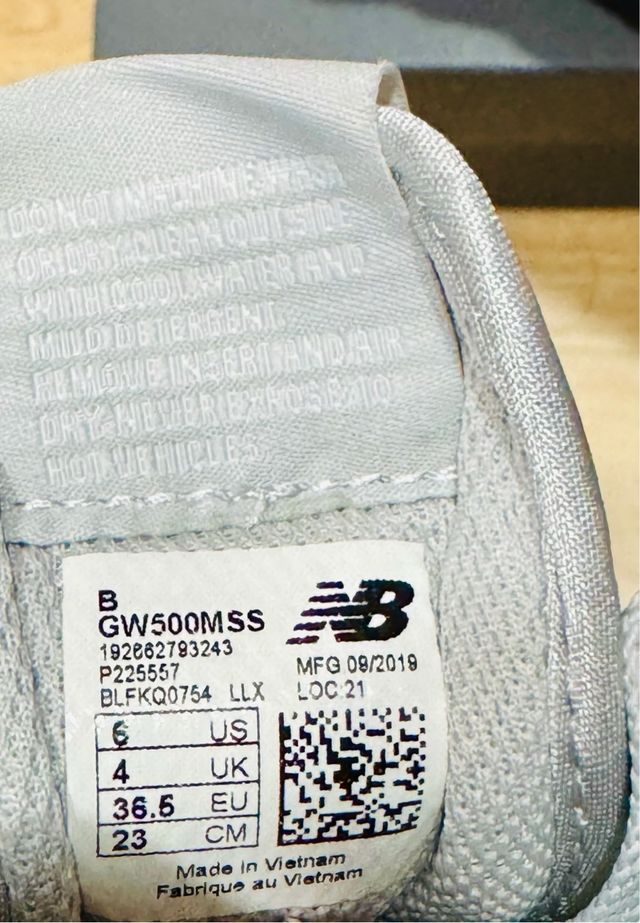 New Balance 500 Talla 36.5 Gris Plata