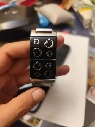 Reloj Guess Mujer Negro y Plateado