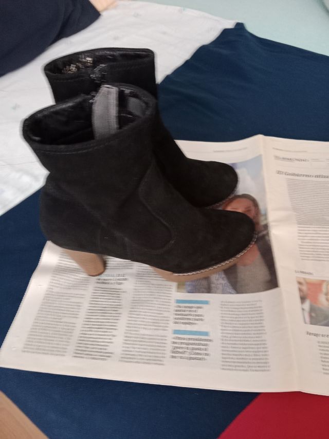 Botines de mujer marca Solé Talla 37 Negros