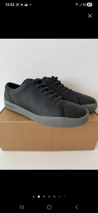 Zapatillas Camper Negras y Grises