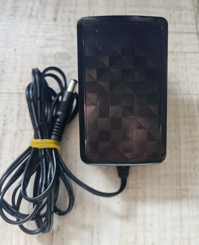 Cargador Huawei HW-120100E1W ONT HG8240H