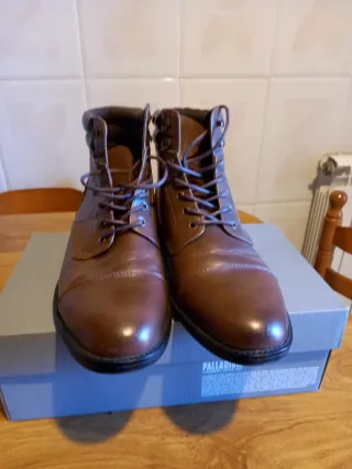 Botas de hombre marrones