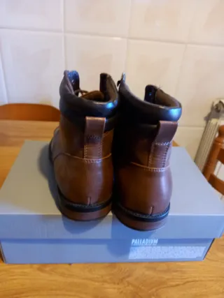 Botas de hombre marrones