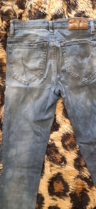 Vaqueros pitillo Diesel Talla 32