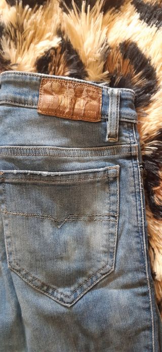 Vaqueros pitillo Diesel Talla 32