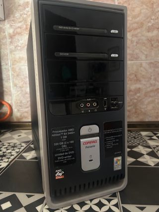 Torre Compaq Presario AMD Athlon 64
