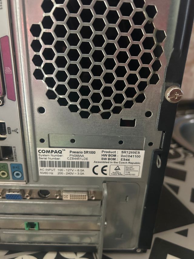 Torre Compaq Presario AMD Athlon 64