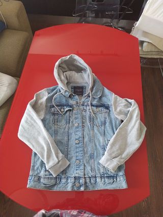 Chaqueta vaquera Primark con capucha Talla XL
