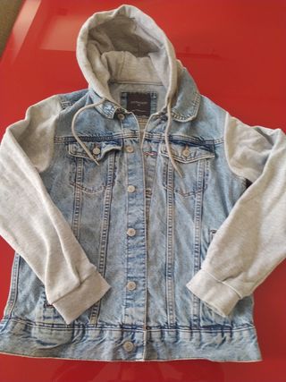 Chaqueta vaquera Primark con capucha Talla XL