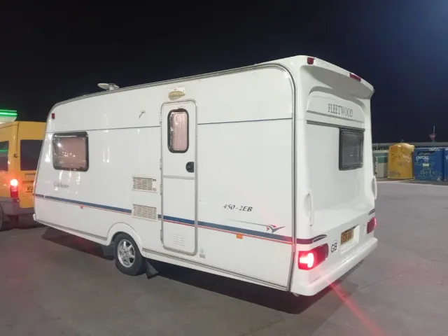 Caravana  con Documentación inglesa