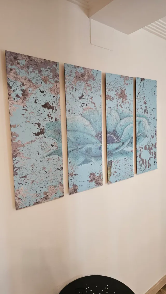 Cuadro floral azul multicolor